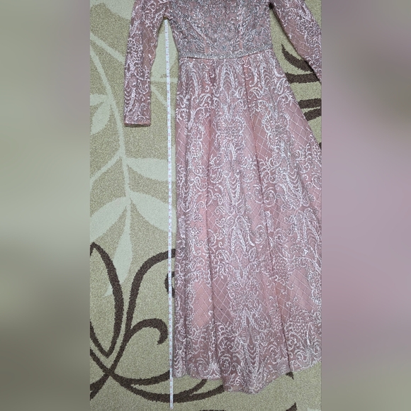 Pink modest evening gown - Picture 5 of 6